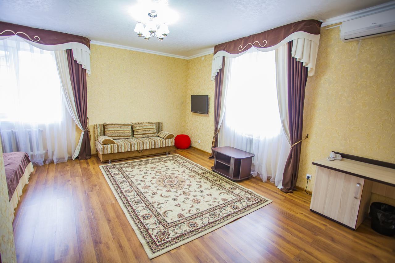 Jumbaktas Borovoe Hotel Eksteriør bilde